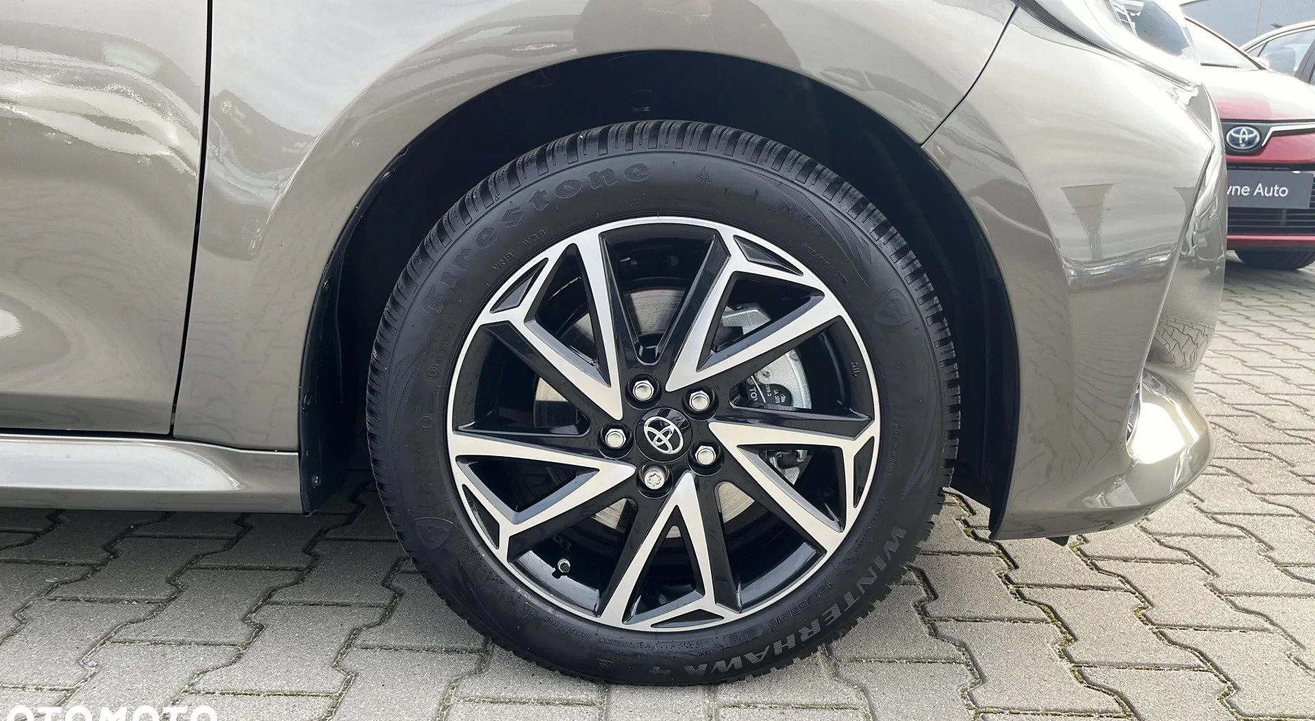 Toyota Yaris cena 96900 przebieg: 8559, rok produkcji 2022 z Żyrardów małe 301